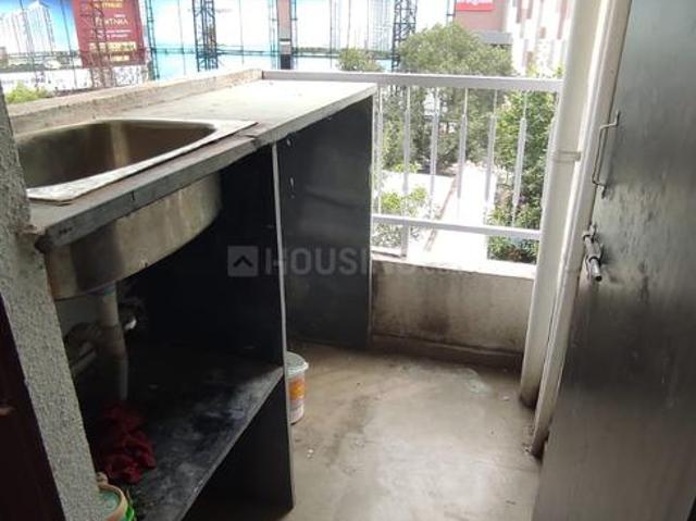 2 BHK Apartment in Wakad for rent Pune. The reference number is 21172889