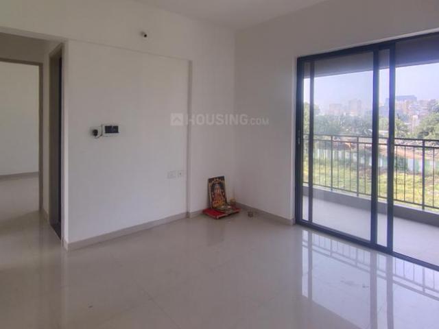 2 BHK Apartment in Wakad for rent Pune. The reference number is 21173495