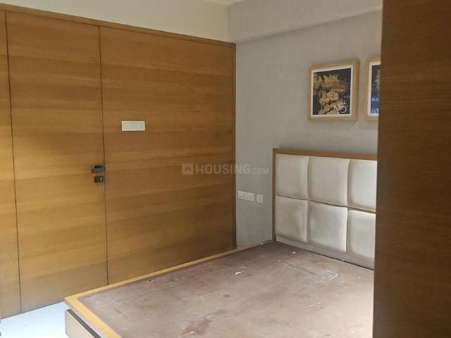 2 BHK Apartment in Wakad for rent Pune. The reference number is 21181657