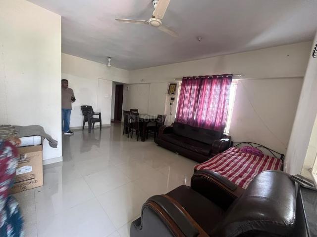 2 BHK Apartment in Wakad for rent Pune. The reference number is 21364524