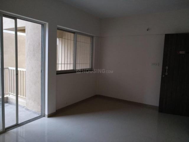 2 BHK Apartment in Wakad for resale Pune. The reference number is 18500661