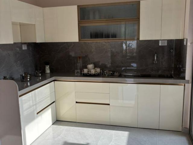 2 BHK Apartment in Wakad for resale Pune. The reference number is 20374753