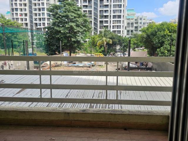 2 BHK Apartment in Wakad for resale Pune. The reference number is 21156638