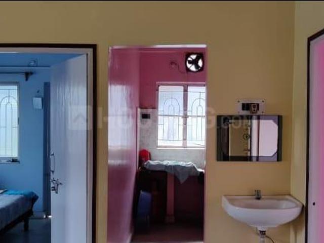 2 BHK Apartment in Ward No 113 for resale Kolkata. The reference number is 15596000