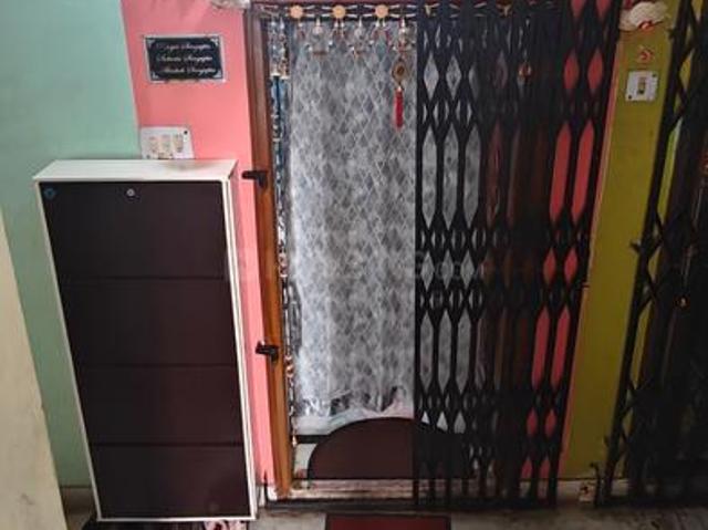 2 BHK Apartment in Ward No 113 for resale Kolkata. The reference number is 21236637