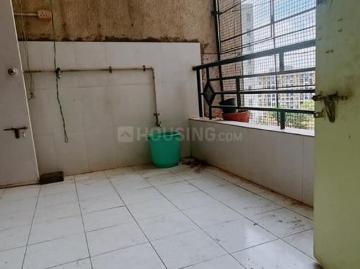 2 BHK Apartment in Warje for rent Pune. The reference number is 20339632