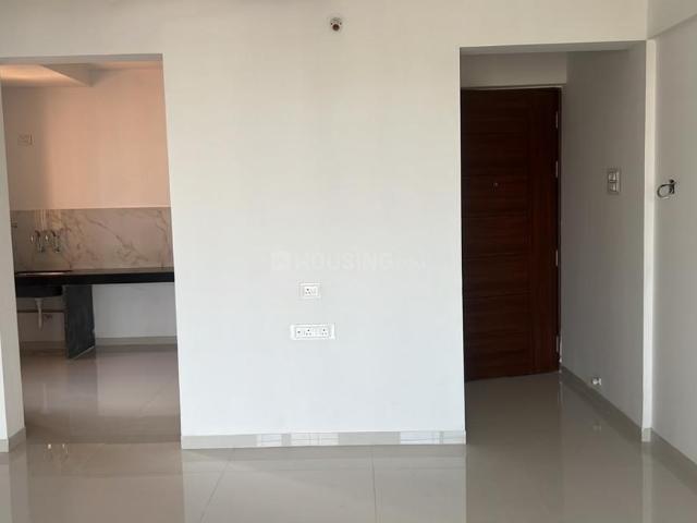 2 BHK Apartment in Warje for rent Pune. The reference number is 21166095