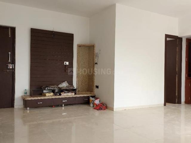 2 BHK Apartment in Warje for rent Pune. The reference number is 21174544