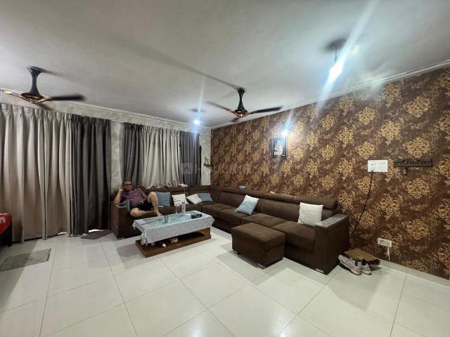 2 BHK Apartment in Warje for resale Pune. The reference number is 20972394