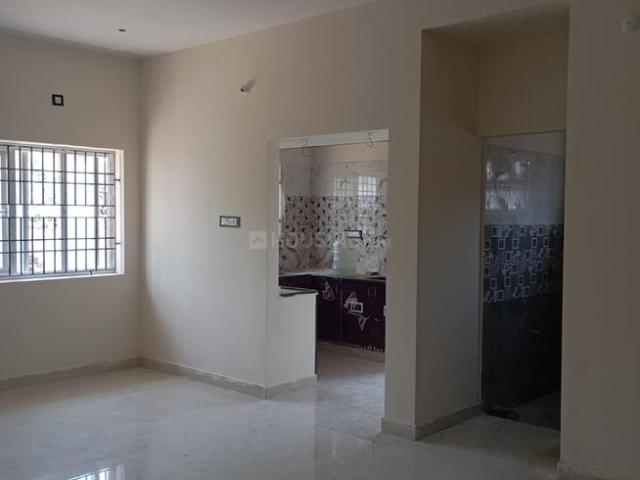 2 BHK Apartment in West Tambaram for resale Chennai. The reference number is 20656794