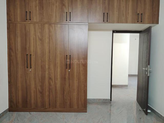 2 BHK Apartment in West Mambalam for rent Chennai. The reference number is 20674110
