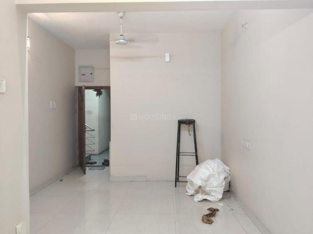 2 BHK Apartment in West Mambalam for rent Chennai. The reference number is 21146464
