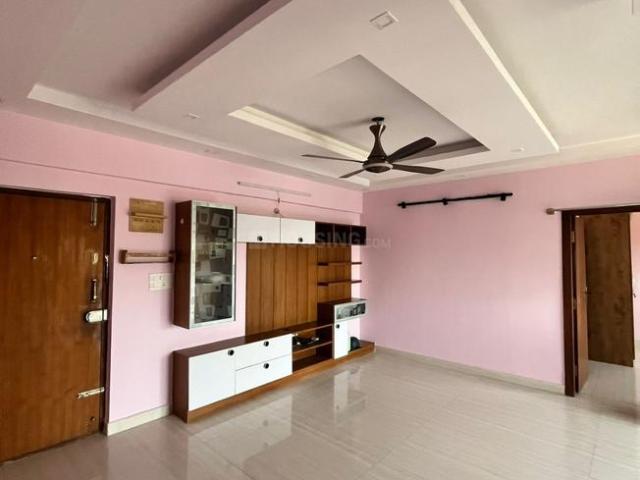 2 BHK Apartment in Whitefield for rent Bengaluru. The reference number is 18877040