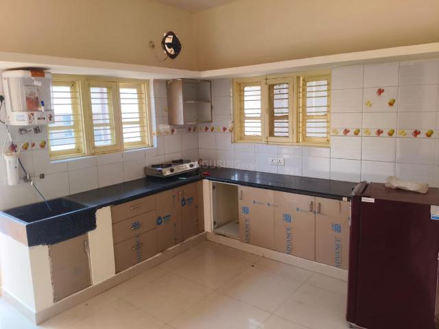 2 BHK Apartment in Whitefield for rent Bengaluru. The reference number is 20631474