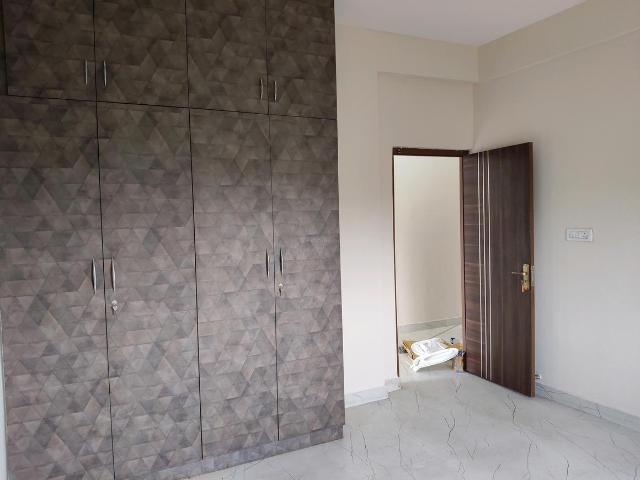 2 BHK Apartment in Whitefield for rent Bengaluru. The reference number is 20675171