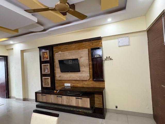 2 BHK Apartment in Whitefield for rent Bengaluru. The reference number is 20865559