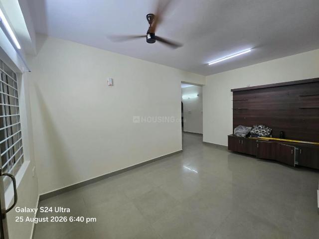 2 BHK Apartment in Whitefield for rent Bengaluru. The reference number is 21031856
