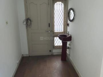 2 BHK Apartment in Toli Chowki for rent Hyderabad. The reference number is 20532075