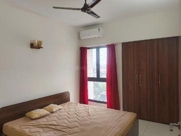 2 BHK Apartment in Tollygunge for rent Kolkata. The reference number is 16260890