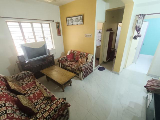 2 BHK Apartment in Tollygunge for rent Kolkata. The reference number is 18669306