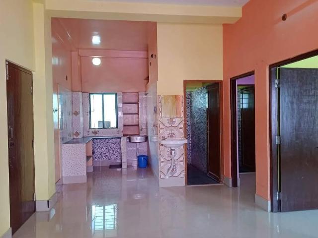 2 BHK Apartment in Tollygunge for rent Kolkata. The reference number is 19235468