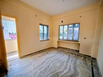 2 BHK Apartment in Tollygunge for rent Kolkata. The reference number is 19236816