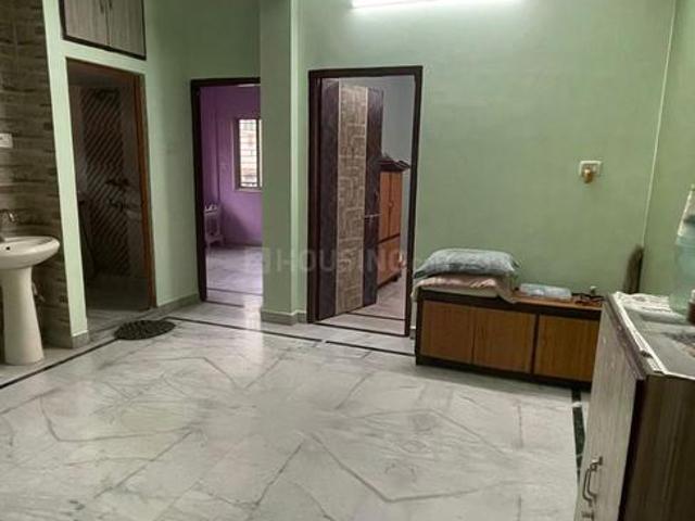 2 BHK Apartment in Tollygunge for rent Kolkata. The reference number is 19673989