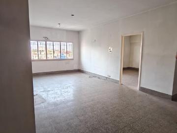 2 BHK Apartment in Tollygunge for rent Kolkata. The reference number is 19742415