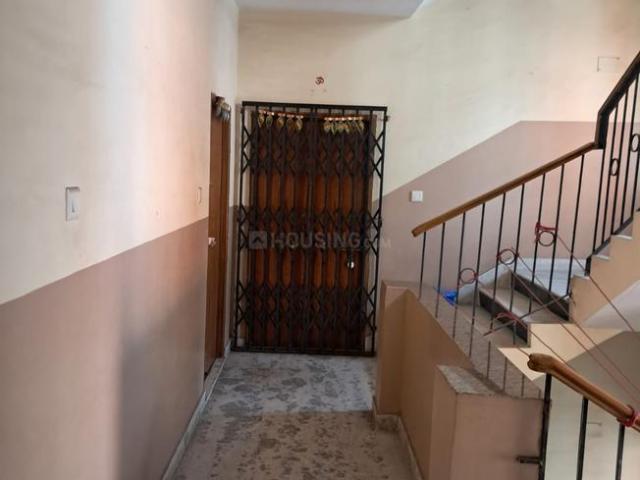 2 BHK Apartment in Tollygunge for rent Kolkata. The reference number is 19809791