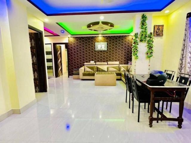 2 BHK Apartment in Tollygunge for rent Kolkata. The reference number is 19895798