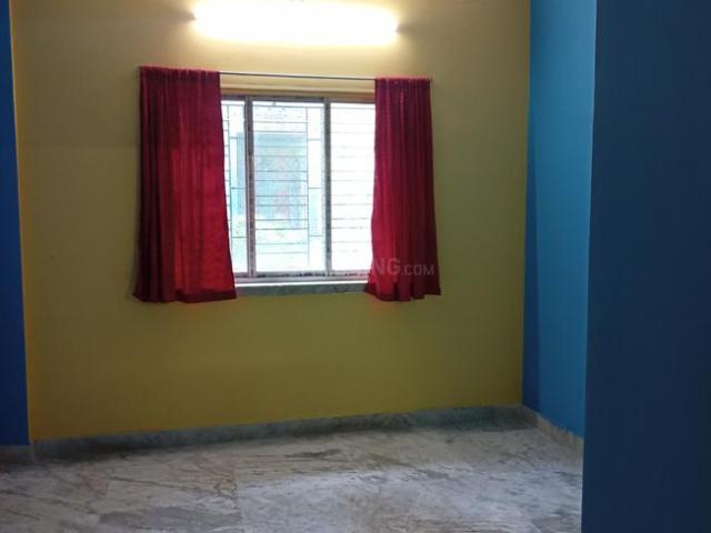 2 BHK Apartment in Tollygunge for rent Kolkata. The reference number is 11582350
