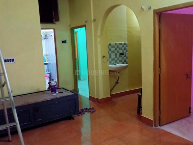 2 BHK Apartment in Tollygunge for rent Kolkata. The reference number is 11610082