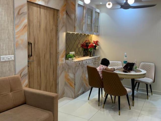 2 BHK Apartment in Tollygunge for rent Kolkata. The reference number is 20695330