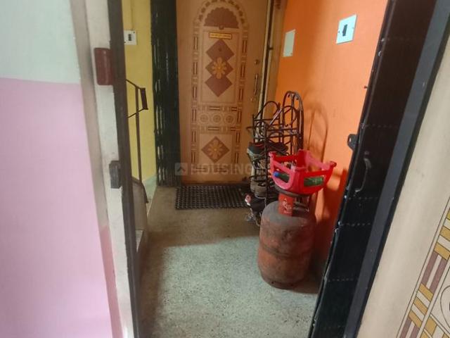 2 BHK Apartment in Tollygunge for rent Kolkata. The reference number is 20784439