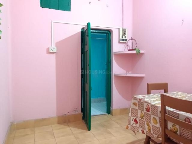 2 BHK Apartment in Tollygunge for rent Kolkata. The reference number is 21032546