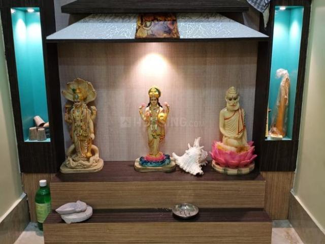 2 BHK Apartment in Tollygunge for rent Kolkata. The reference number is 21152449