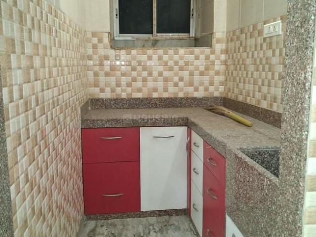 2 BHK Apartment in Tollygunge for rent Kolkata. The reference number is 21348200