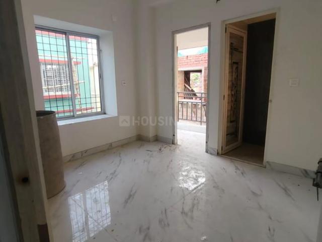 2 BHK Apartment in Tollygunge for resale Kolkata. The reference number is 18826895