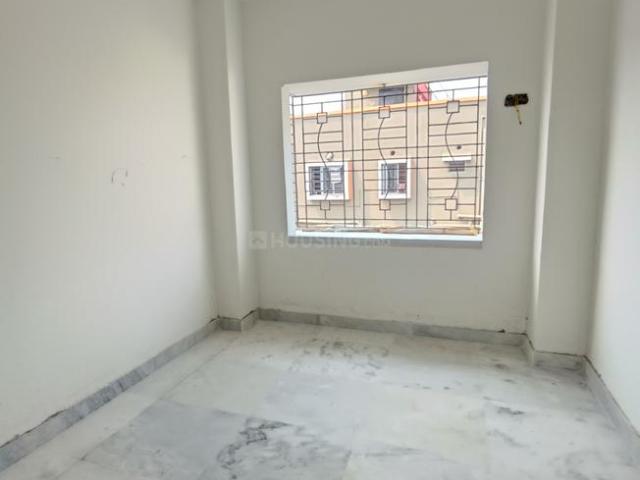 2 BHK Apartment in Tollygunge for resale Kolkata. The reference number is 19645890