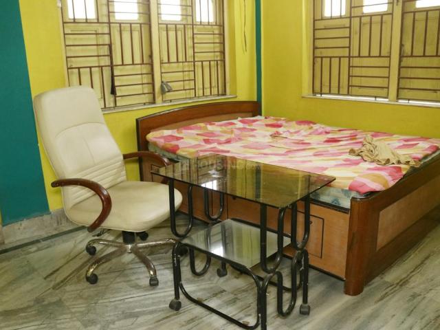 2 BHK Apartment in Tollygunge for resale Kolkata. The reference number is 19863524