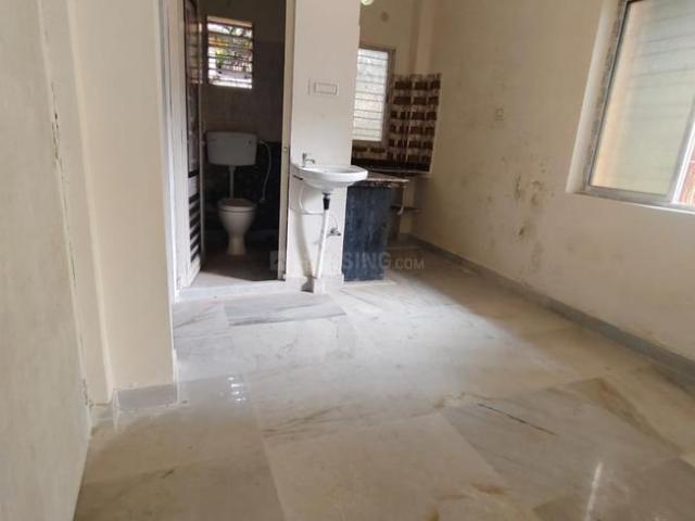 2 BHK Apartment in Tollygunge for resale Kolkata. The reference number is 19302640