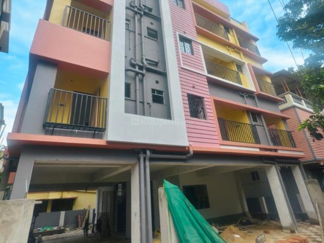 2 BHK Apartment in Tollygunge for resale Kolkata. The reference number is 20759434