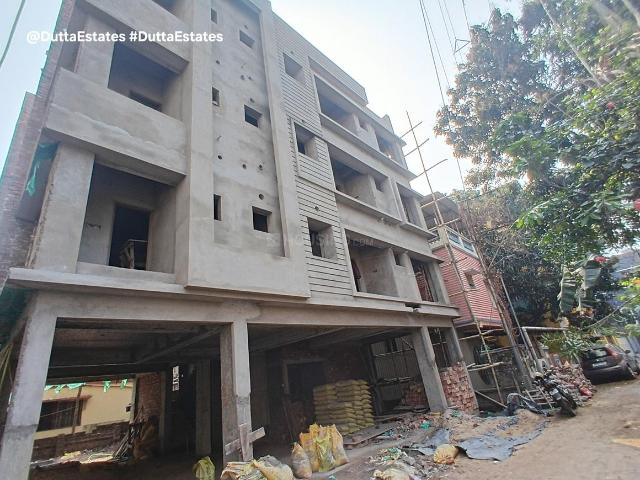 2 BHK Apartment in Tollygunge for resale Kolkata. The reference number is 20296910