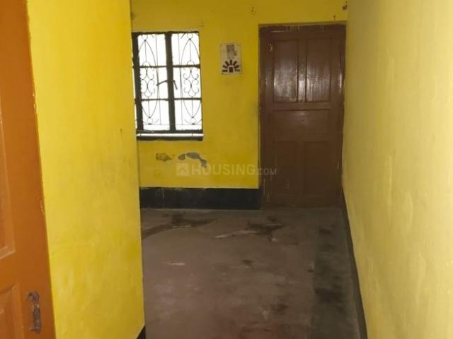 2 BHK Apartment in Topsia for rent Kolkata. The reference number is 21032213