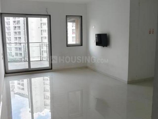 2 BHK Apartment in Tathawade for rent Pune. The reference number is 21199840