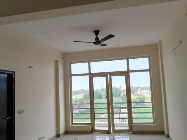 2 BHK Apartment in Tajganj for rent Agra. The reference number is 20726021
