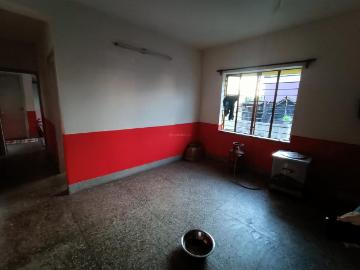 2 BHK Apartment in Tala for resale Kolkata. The reference number is 9605576