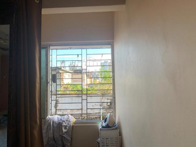 2 BHK Apartment in Taltala for resale Kolkata. The reference number is 21011407
