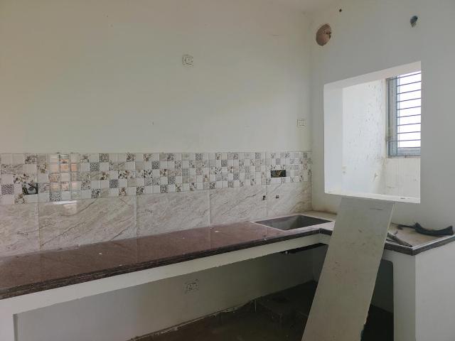 2 BHK Apartment in Tambaram East for resale Chennai. The reference number is 21005491