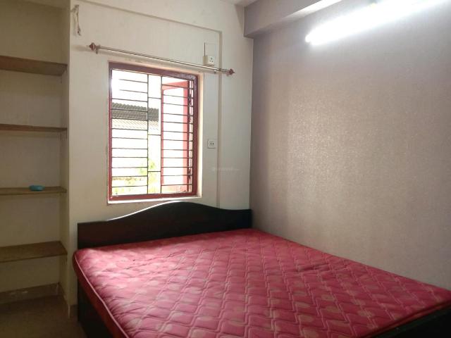 2 BHK Apartment in Tangra for rent Kolkata. The reference number is 10418046